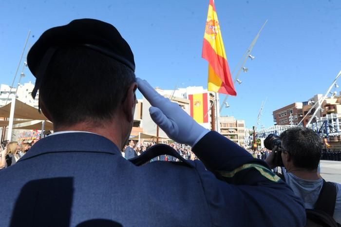 Exhibición de saltos y jura de bandera en Alcantar