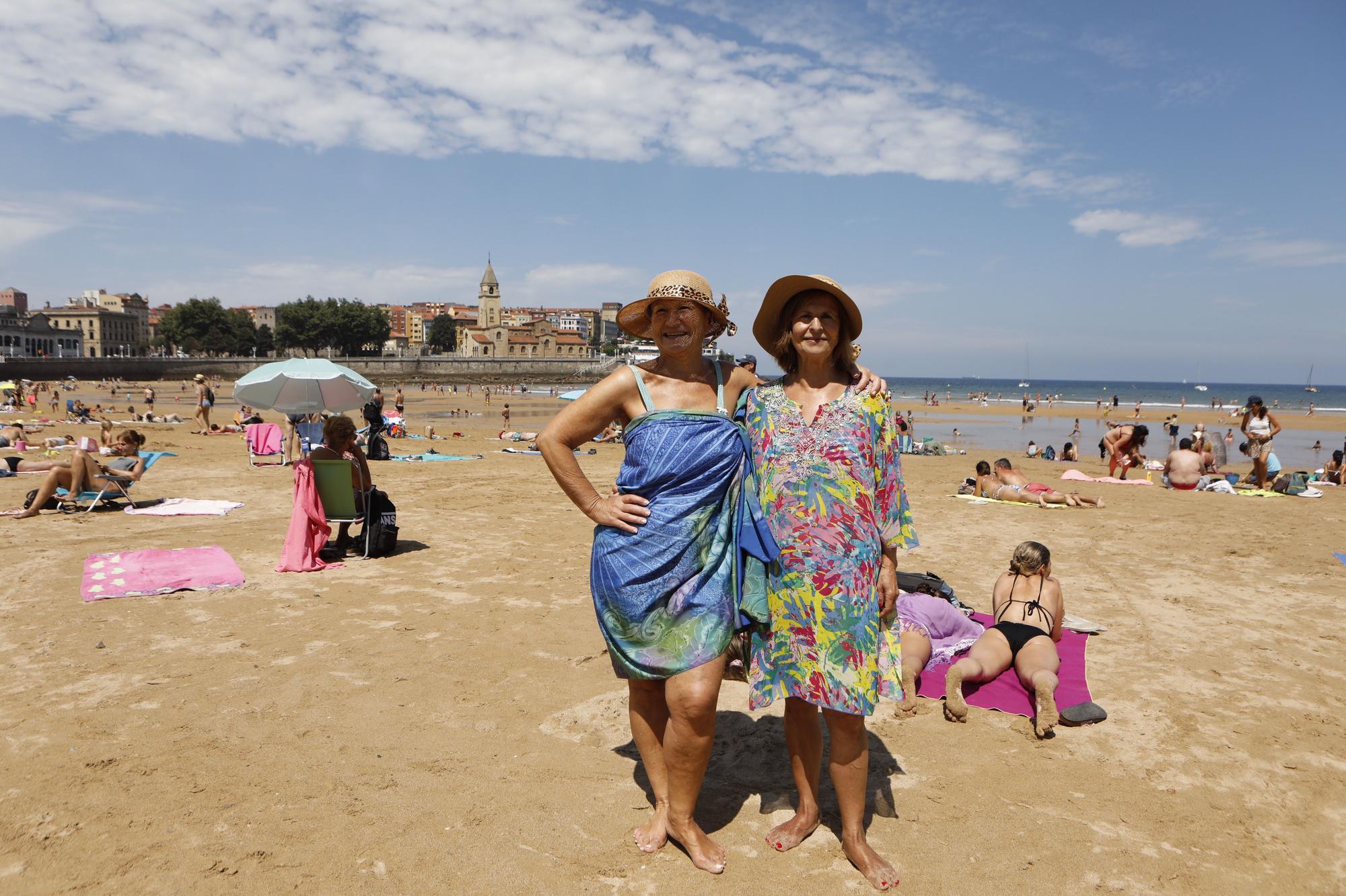En imágenes: Gijón despide la Semana Grande con su Danza Prima y el Restallón
