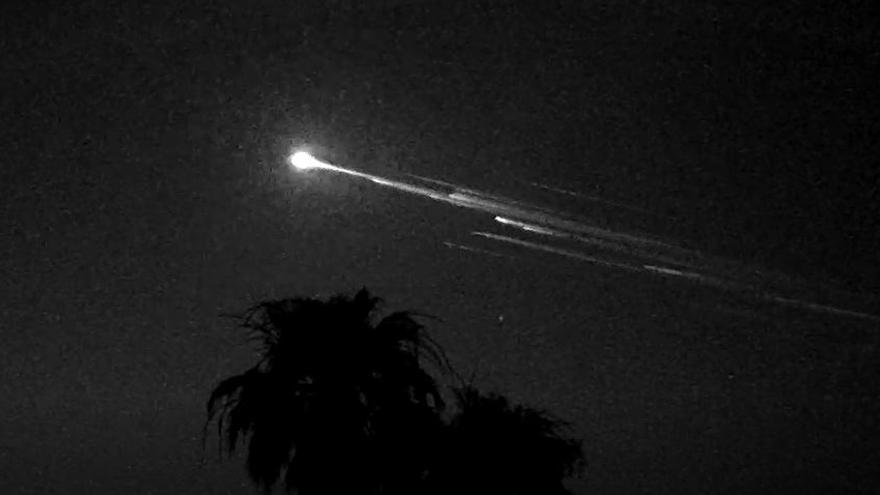Restos de basura espacial surcan el cielo de la Vega Baja