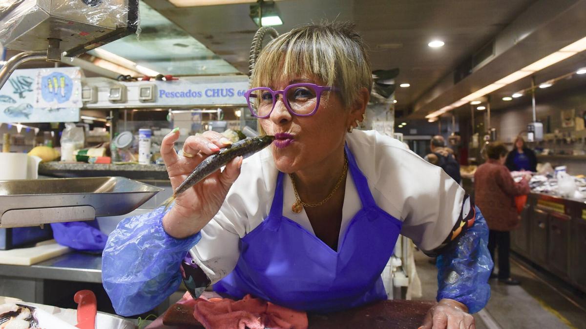 La venta de sardinas a dos semanas de San Juan, en A Coruña: "Non hai moita e vai carilla"