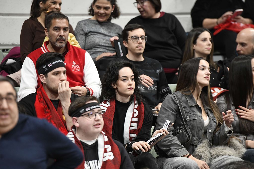 Todas las imágenes del partido del UCAM Murcia contra el Bàsquet Girona
