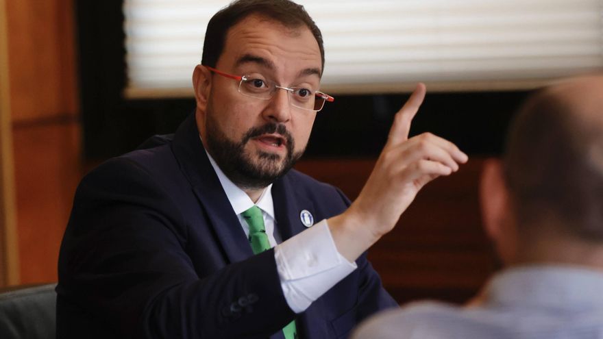 Barbón reforma su Ejecutivo tras la marcha de Belarmina Díaz, pero no lo dejará listo hasta que se apruebe una reforma legal clave
