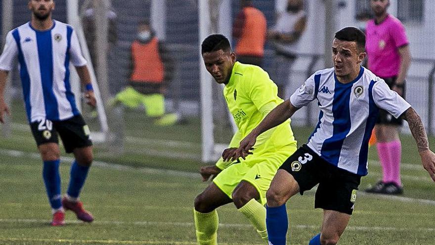 Un instante del encuentro de ayer en la Ciudad Deportiva. | HÉCTOR FUENTES