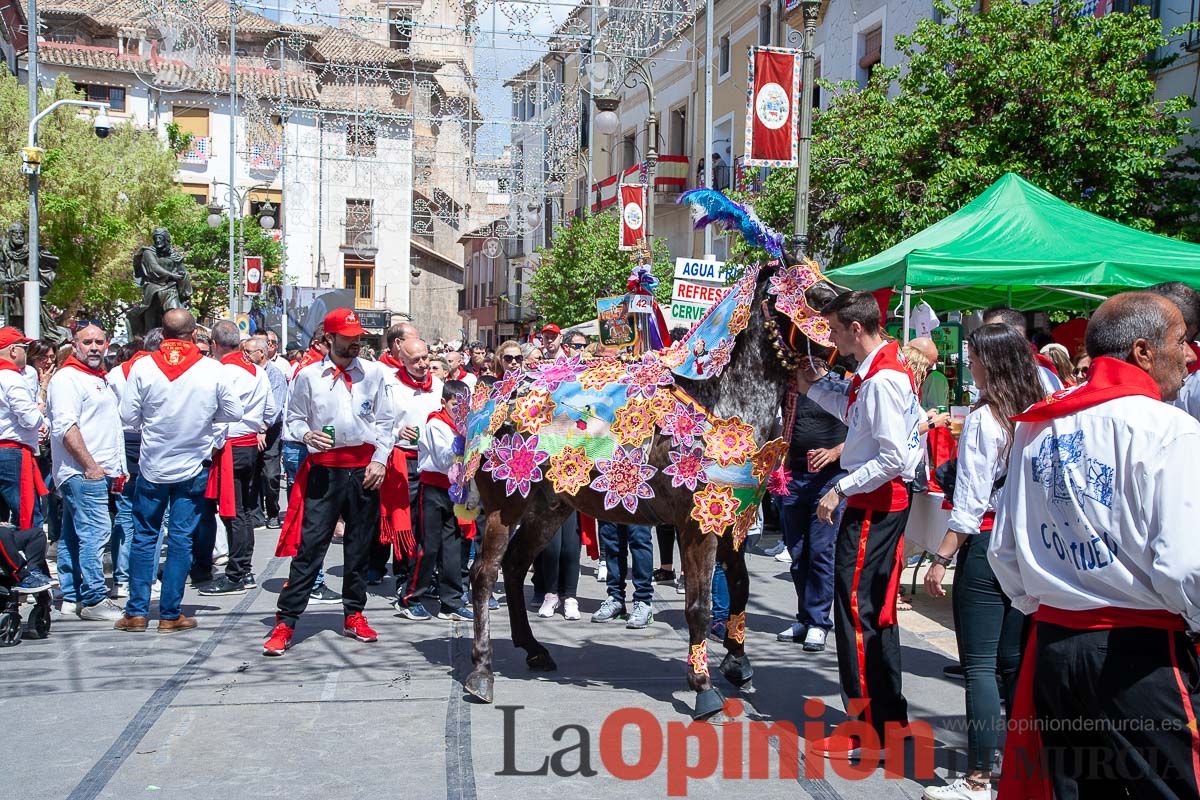 Recorrido Caballos del Vino día dos de mayo en Caravaca