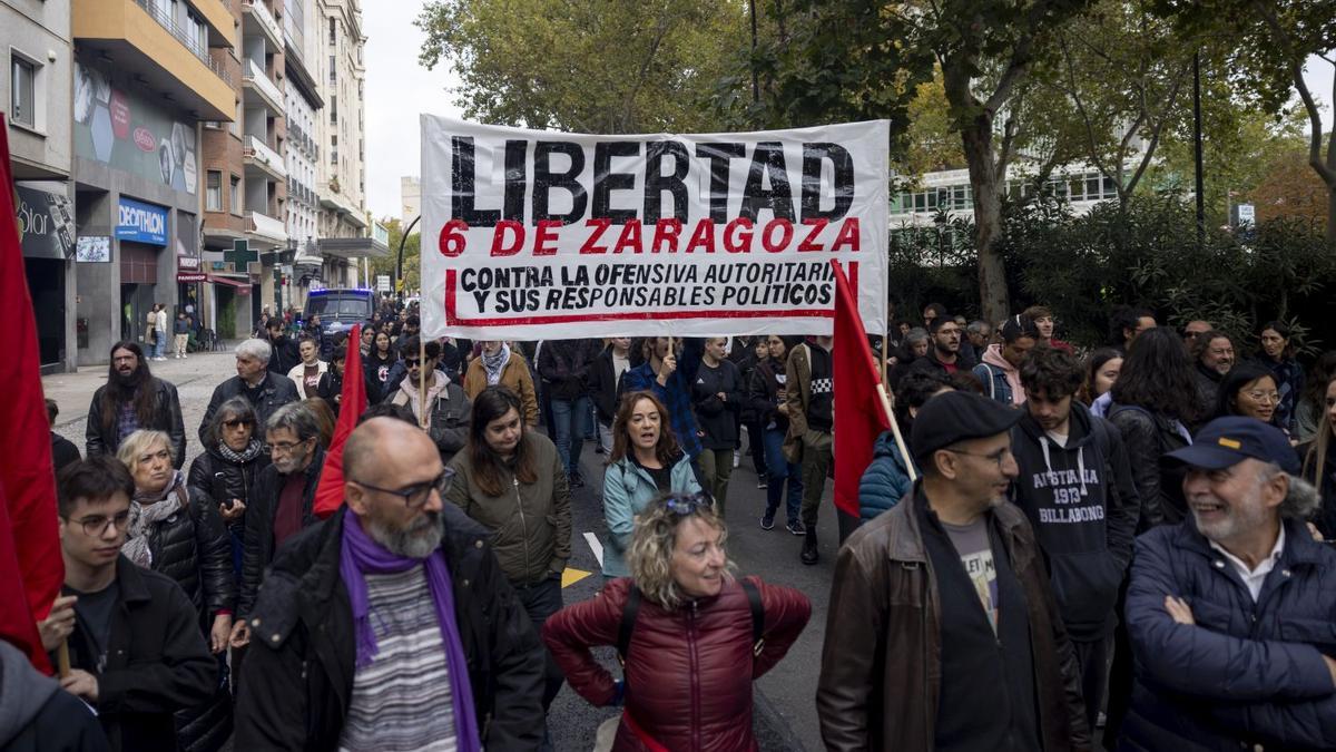 Manifestación por los seis meses en prisión de los 6 de Zaragoza.