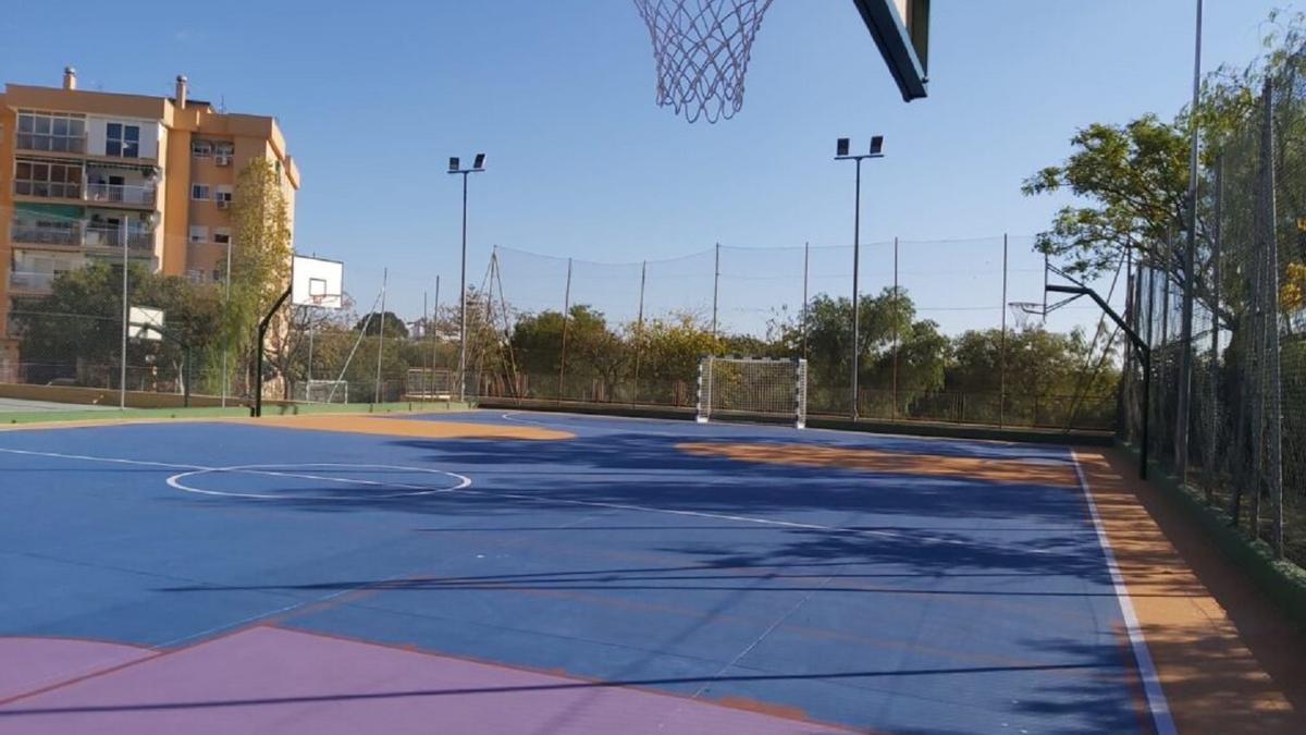 Pistas deportivas del Colegio Maestra Virginia Gaitán en El Pinillo, Torremolinos.