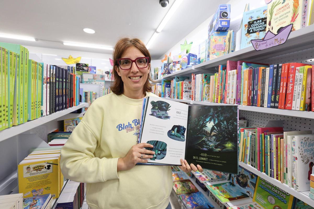 Todas las imágenes de los preparativos, recomendaciones y expectativas para el Día del Libro en Ibiza