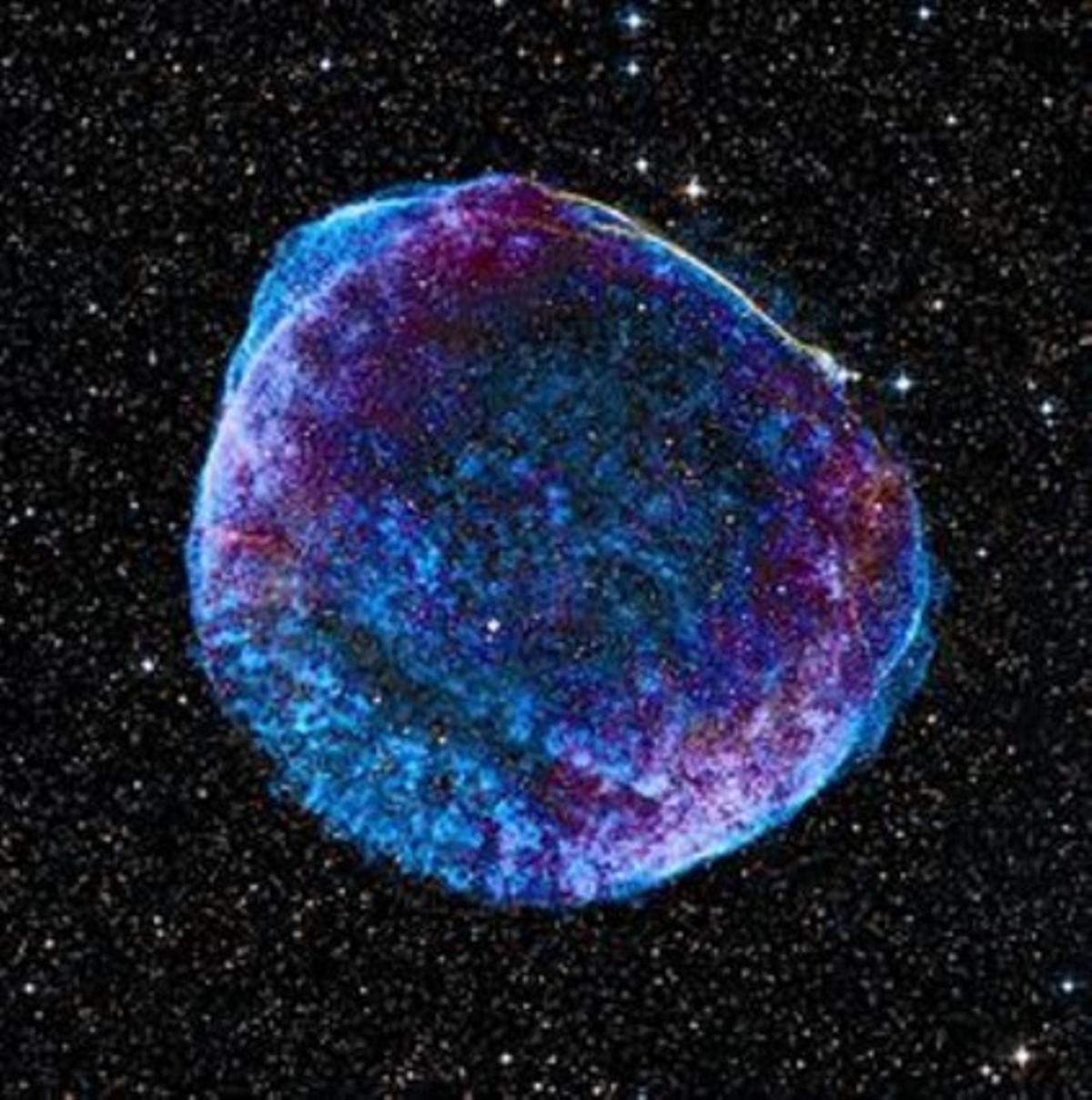 Imatge composta 8 SN 1006, situada a 7.000 anys llum de la terra.