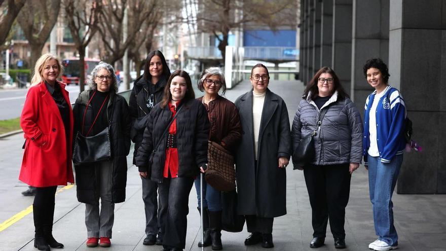 Eva Cristina, diagnosticada de fibromialgia, a los 19 año: «No quiero que me vean débil»