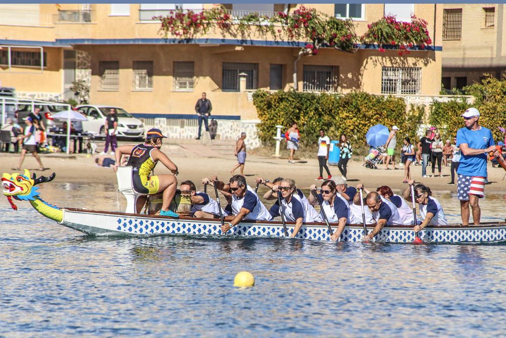 Lo dragones toman la bahía de Torrevieja