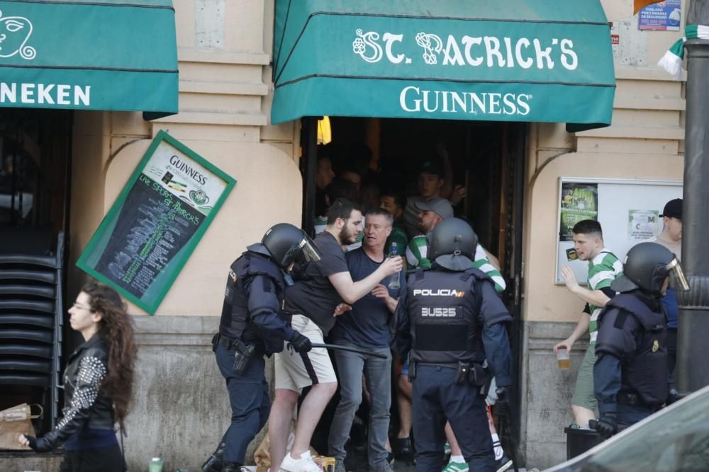 Los aficionados del Celtic invaden València