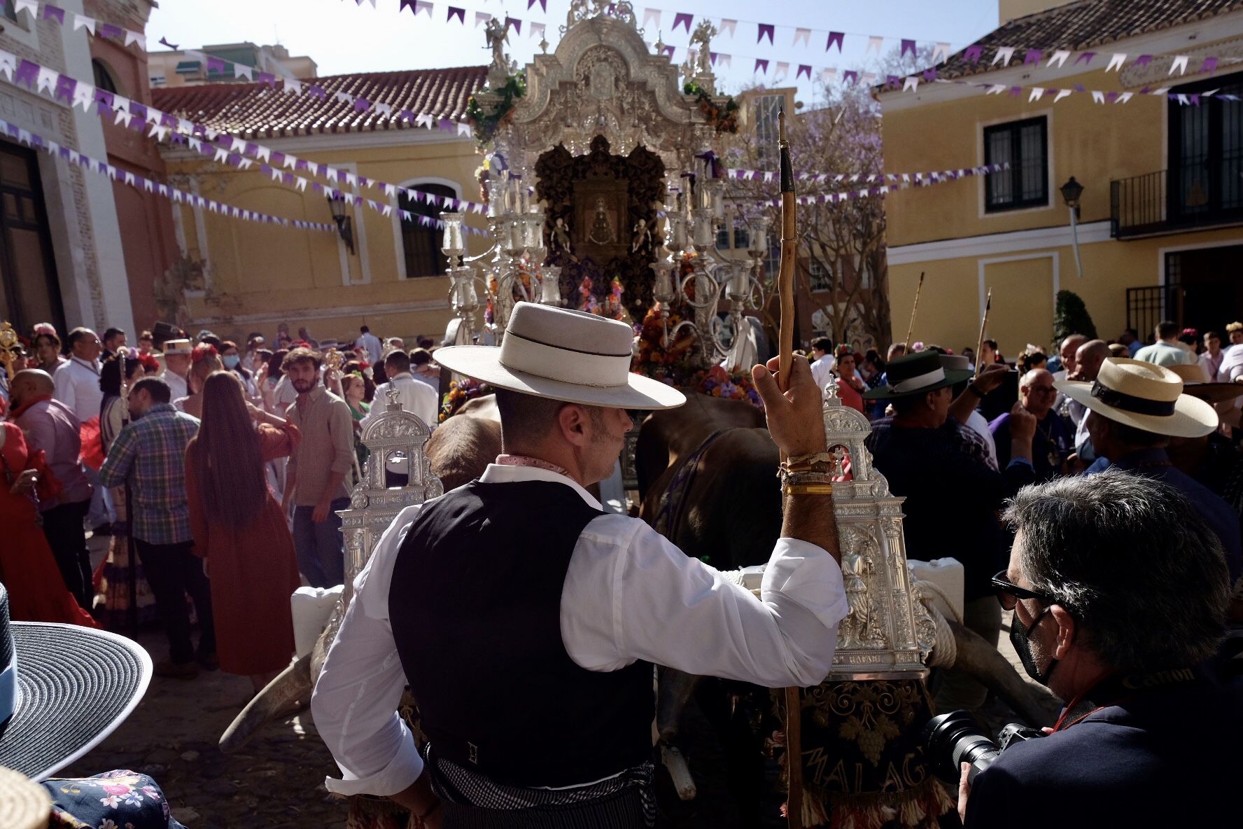 Salida de la hermandad del Rocío de Málaga