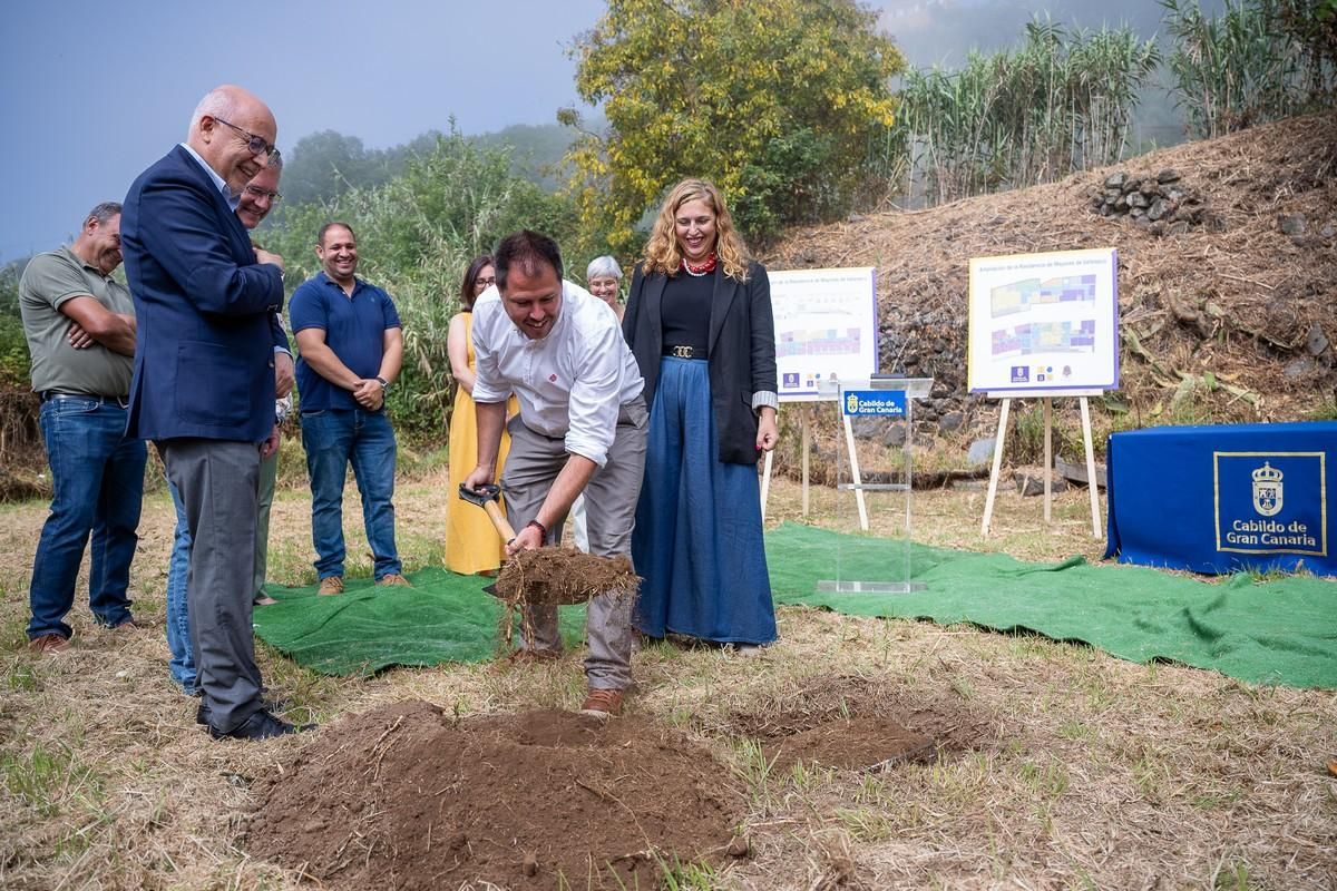 Colocación de la primera piedra de la ampliación de la Residencia de Mayores de Valleseco