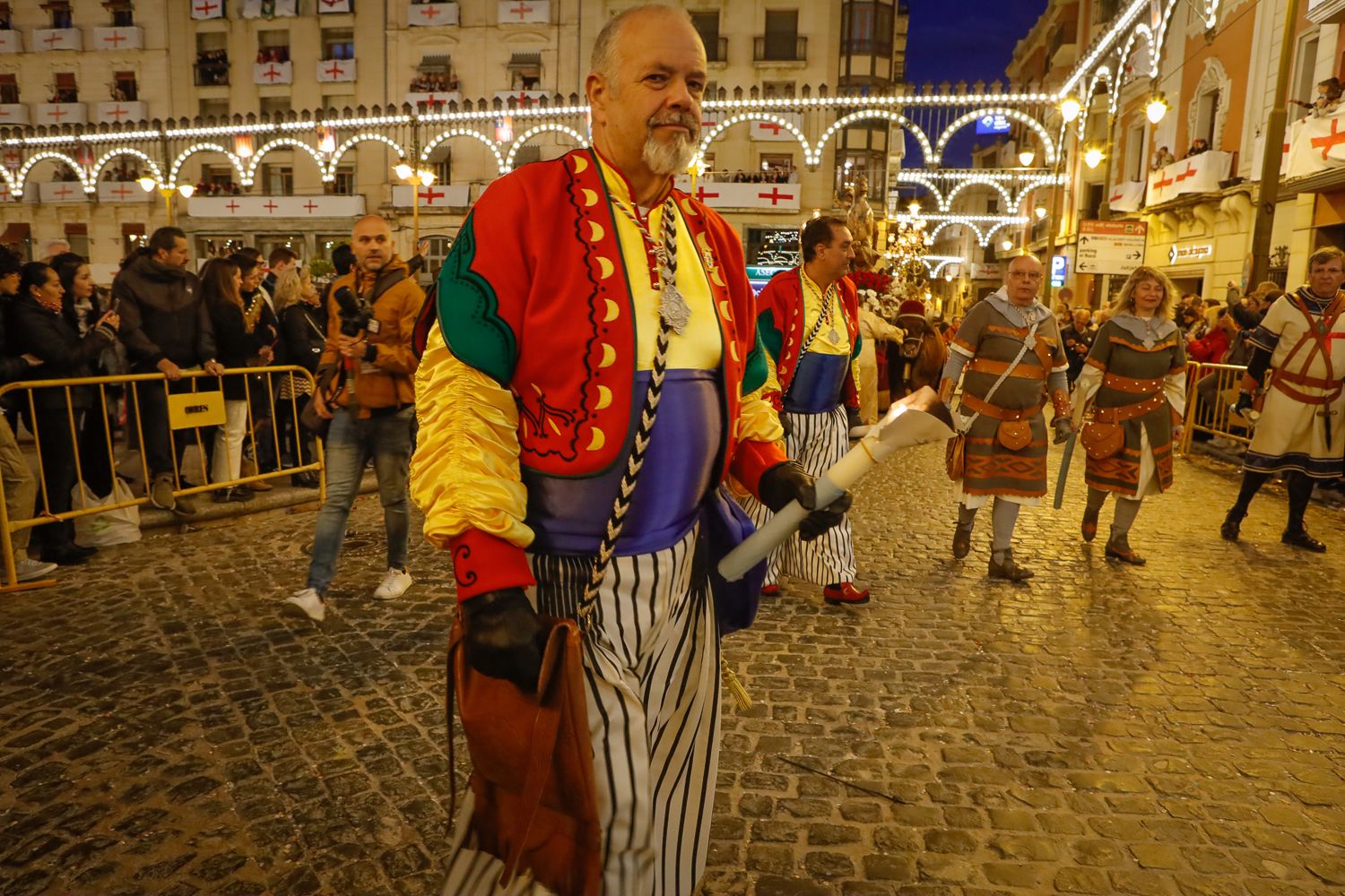 Alcoy rinde culto a su patrón