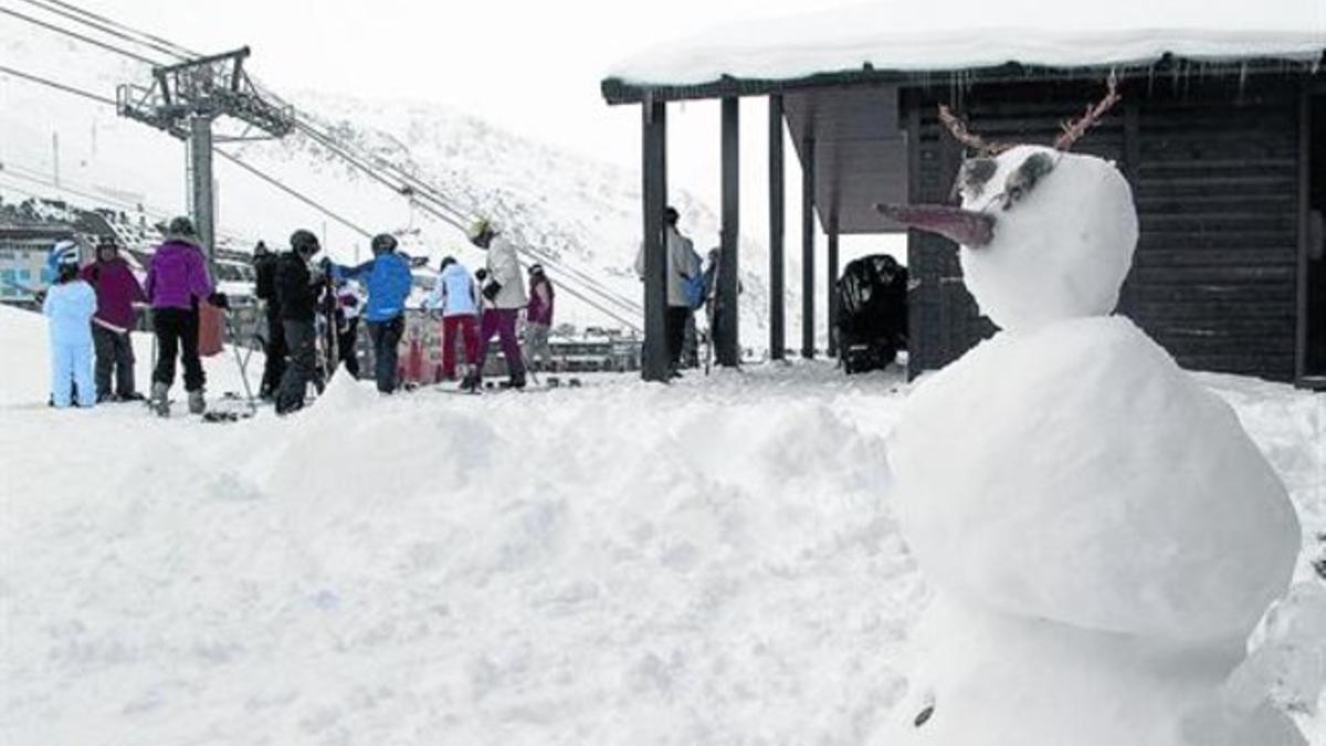 Esquiadores en la estación de Grandvalira, el pasado puente de la Purísima.