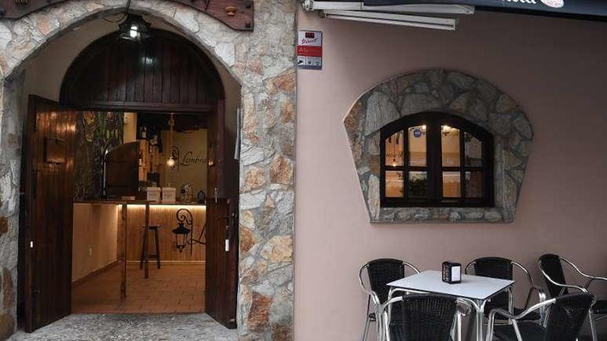 La antigua parrillada Costela de Os Mallos se convierte en la nueva Lembranzas