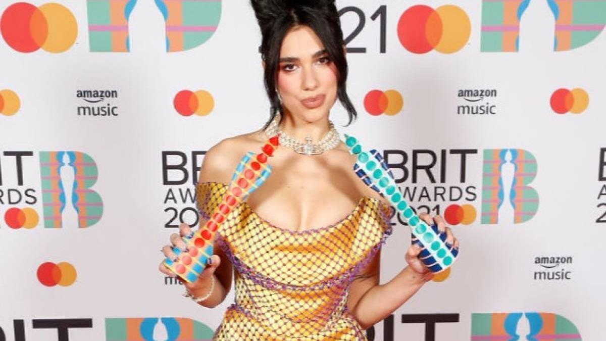 A Dua Lipa y Aron Piper les pilla un fuerte terremoto 'juntis' - Cuore