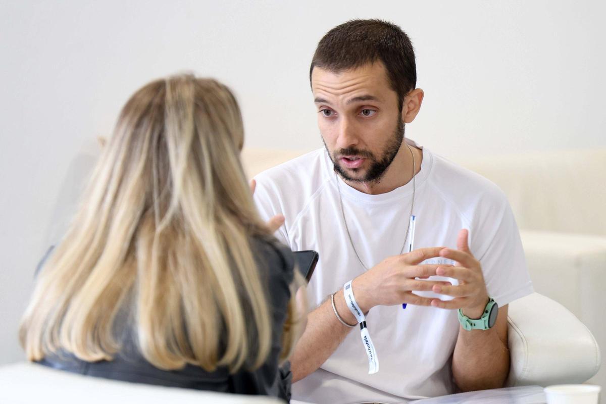 La asociación Com Tu! participa en el programa ocio y respiro en un hotel en Ibiza