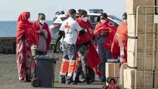 Una cuarta embarcación eleva a 188 los migrantes rescatados este lunes en Lanzarote