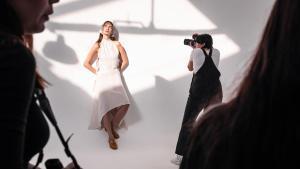 Prñacticas en una de las asignaturas de fotografía de moda.