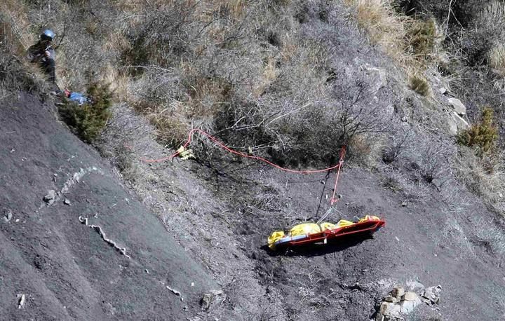 Los equipos especializados se vuelcan en las tareas de rescate