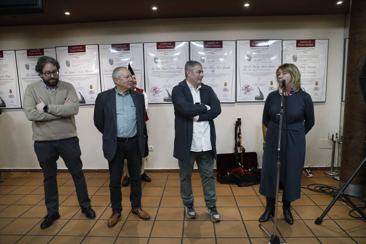 En imágenes: Así fue la reapertura de la sidrería Yumay de Avilés