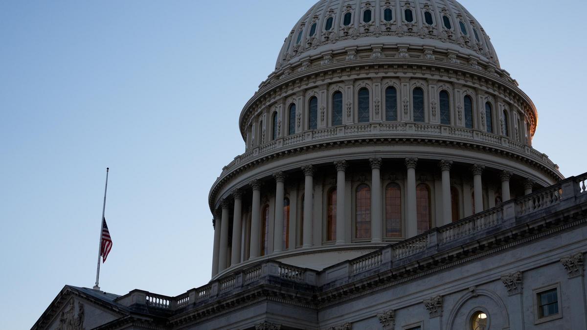 El Senado consigue la mayoría de votos necesarios para proceder a reabrir el gobierno de EEUU