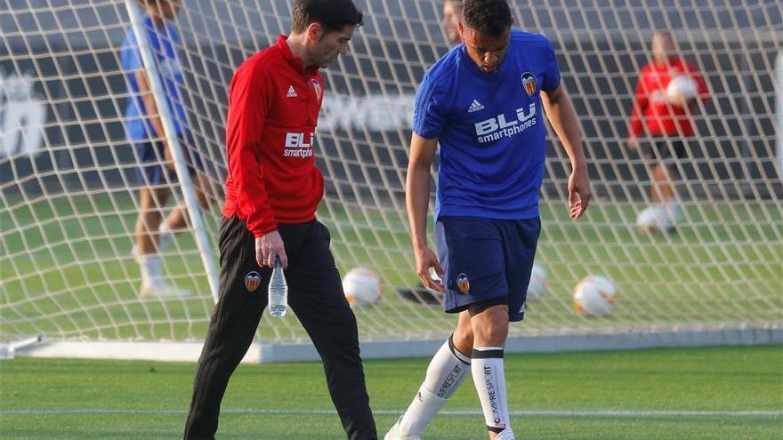 El Valencia se aferra a Mestalla para remontar ante el Arsenal