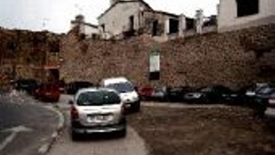 El PP dice que la obra de la muralla es una &quot;barbaridad&quot;