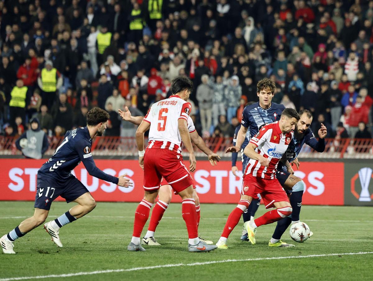 Las imágenes del Estrella Roja - Celta en Belgrado