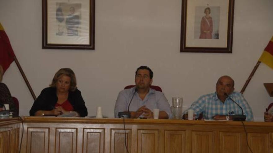 El alcalde Tomeu Oliver, durante un pleno municipal.