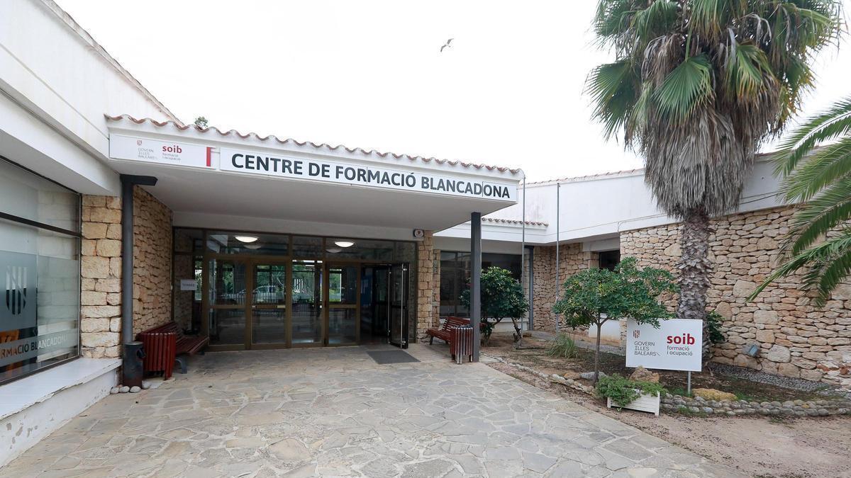 Imagen de archivo del viejo edificio del SOIB, en sa Blanca Dona.