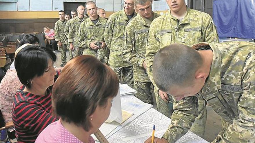 El partido de Volodimir Zelenski arrasa en Ucrania