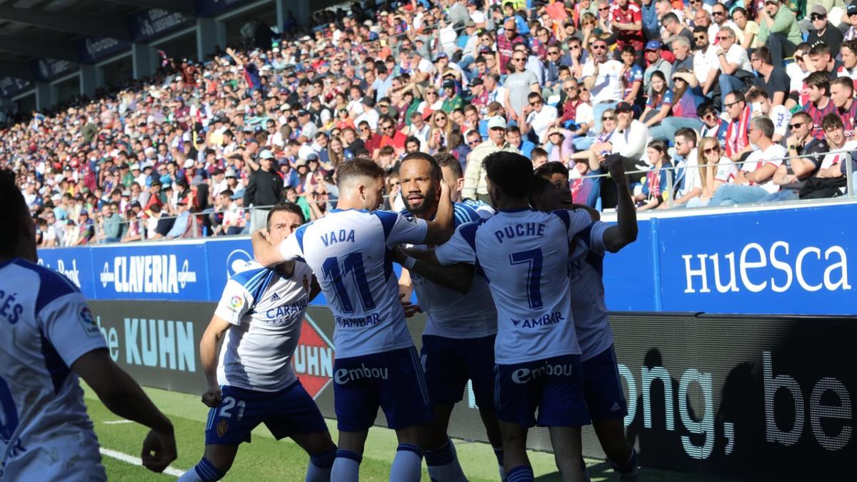 Bebé celebra el gol del Real Zaragoza