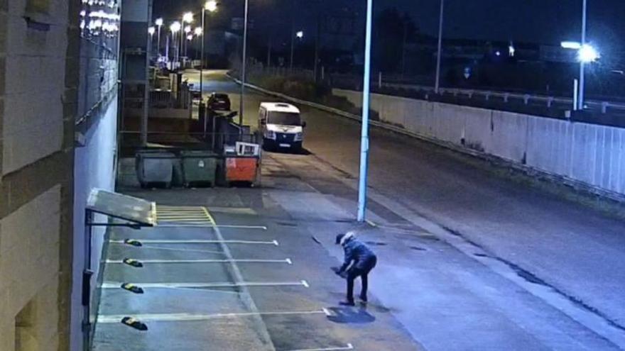 Cae el ladrón de tapas de alcantarilla de Siero: hasta 80 se llevó, con un peso de 1.300 kilos, para venderlas como chatarra