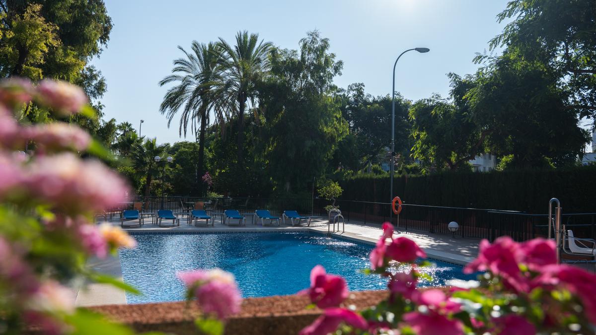 Piscina en ORPEA Puerto Banús