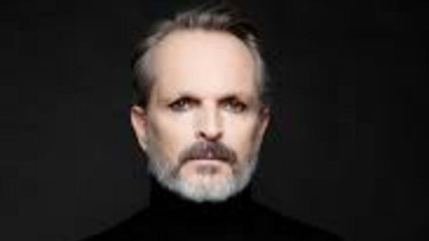 Lo que esconde la mirada oscura de Miguel Bosé