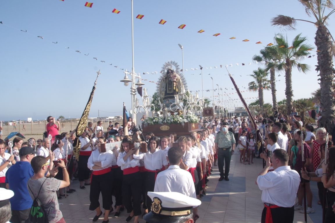 Salida procesional de la Virgen del Carmen del Litoral, en La Térmica