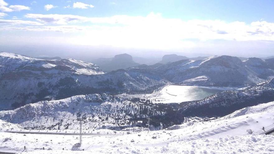 Foto de esta mañana del embalse de Cúber