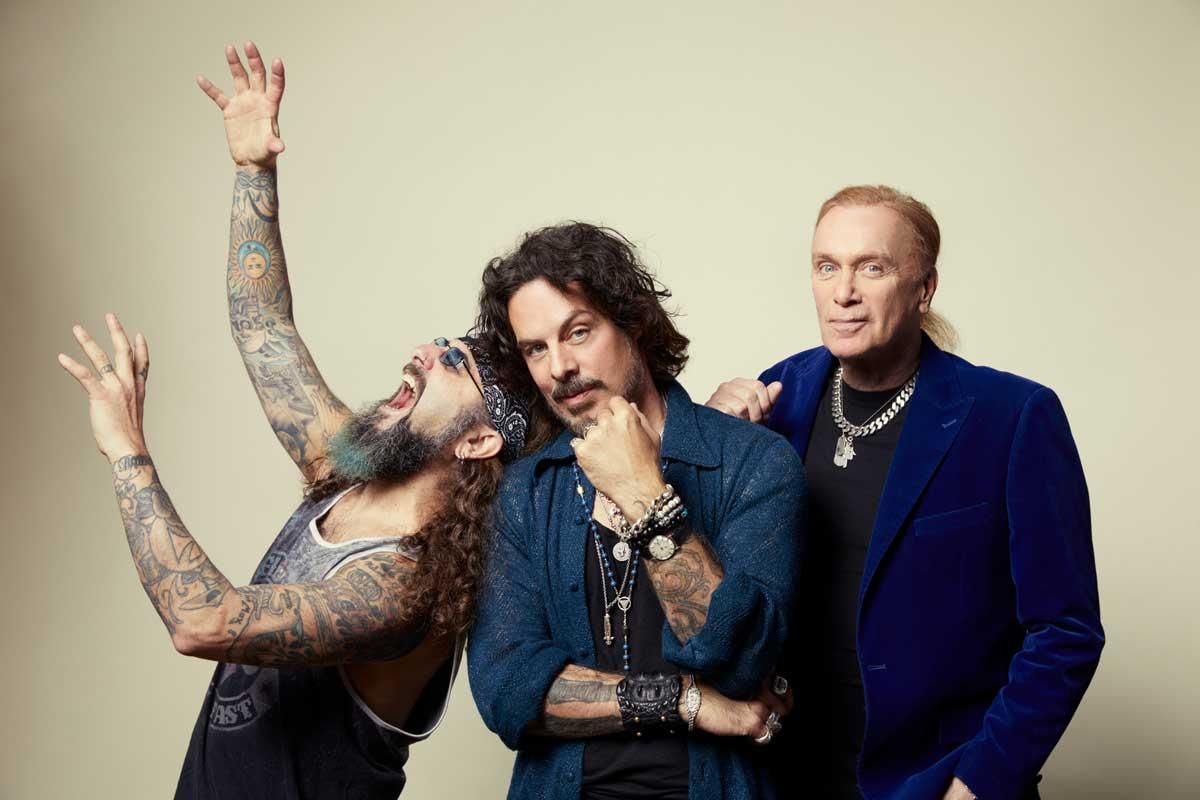 The Winery Dogs.