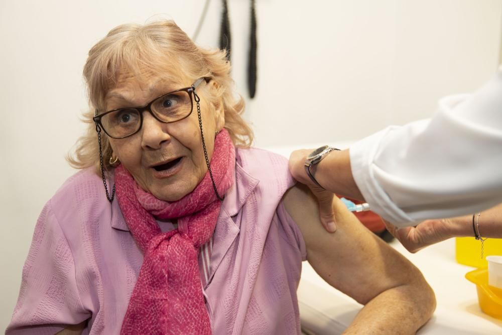 Arranca la vacunación contra la gripe en A Coruña