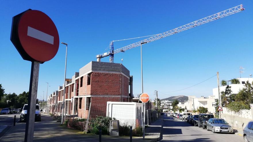 Viviendas en construcción en el barrio de Can Bonet. | J.M.L.R.