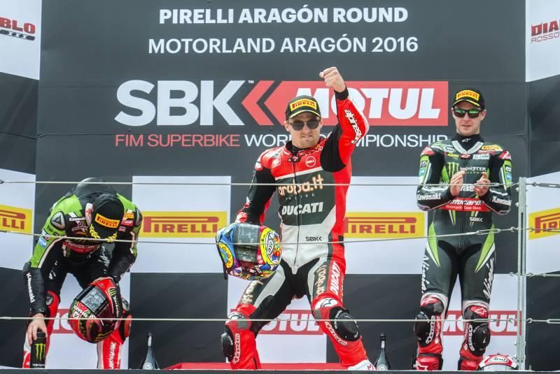 Las imágenes de la Carrera 2 de World Superbike en MotorLand