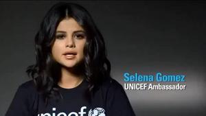 La cantante Selena Gómez posa como embajadora de UNICEF.