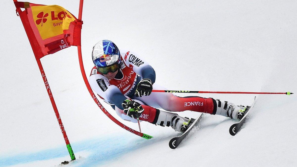 Alexis Pinturault de Francia en acción durante el Slalom Gigante Masculino en la Copa Mundial de Esquí Alpino de la FIS en Garmisch-Partenkirchen, Alemania.