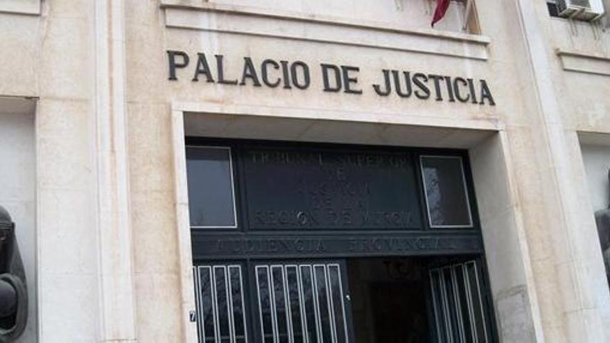 El conflicto entre dos profesoras de la UMU llega a los tribunales