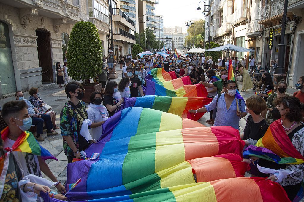 Marcha del colectivo LGTBI+ en Cartagena.