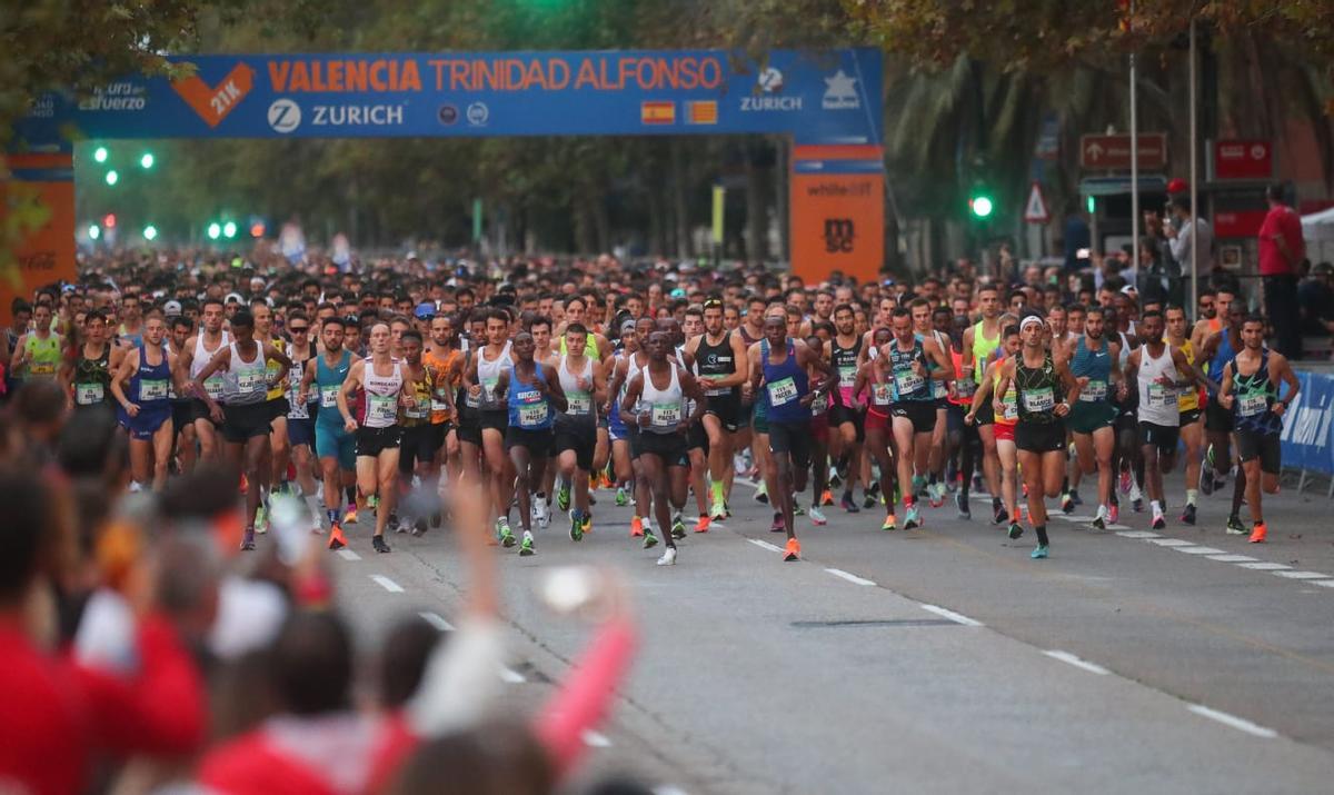 Salida del Medio Maratón València Trinidad Alfonso Zurich