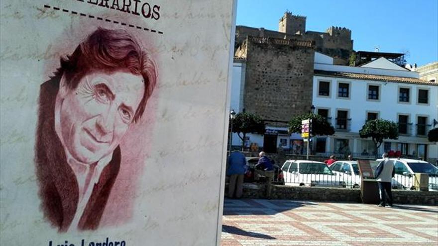 Señalizados los paisajes literarios relacionados con la vida de Landero