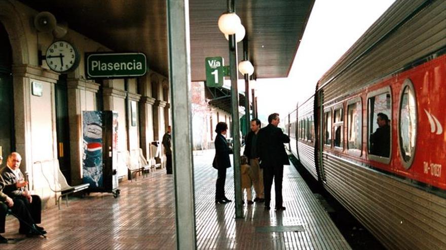 La estación de tren de Plasencia tendrá nueva entrada y más aparcamientos